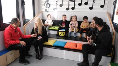 Ünlü Dr. Feridun Kunak, Kocaeli Büyükşehir Belediyesi’nin “Anne Şehir Sağlıklı