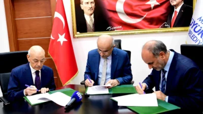 Malatya’nın simge eserlerindenbiri olup 6 Şubat 2023 tarihinde yaşanan depremlerde