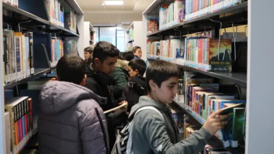 Muğla Büyükşehir Belediyesi Çocuk- Yazar Buluşması söyleşisi ile Yazar Koray