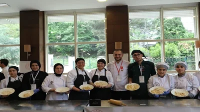 Türk mutfağının geleneksel tatlarını koruma ve dünya mutfaklarıyla buluşturma misyonuyla