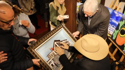 Bursa’nın Mudanya ilçesinde “Görmezden Gelmiyoruz” temasıyla doğuştan görme engelli Eşref