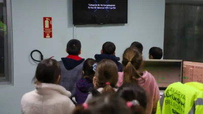 SASKİ, yenilenebilir enerjinin gelecek nesillerin hayatında yer edinmesi için minik