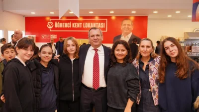 Balıkesir Ayvalık’ta öğrencilere ve ailelerine ekonomik destek verebilmek amacıyla 3