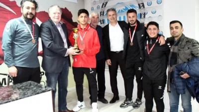 2024 yılının Kayseri şampiyonu olan U16 Talas Belediyespor takımı, bu