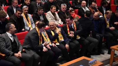 Kayseri Büyükşehir Belediye Başkanı Dr. Memduh Büyükkılıç, Bellona Kayserispor’un Olağanüstü