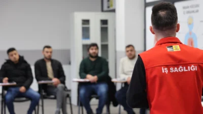 Konya Büyükşehir Belediyesi, çalışanlarının güvenliğini ve acil durumlara hazırlıklı olmalarını