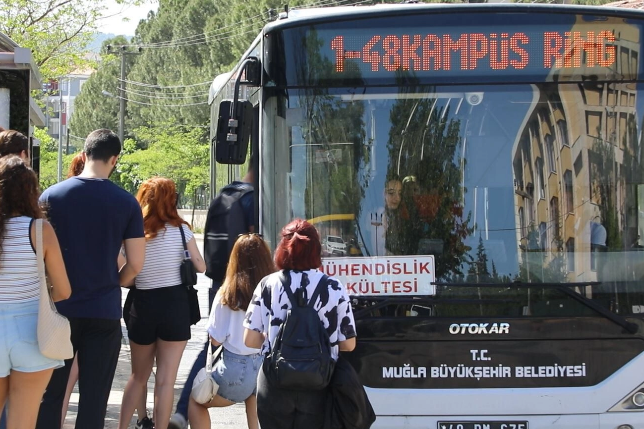 Muğla Büyükşehir Belediyesi üniversite öğrencileri için ulaşımda 1 TL uygulamasını