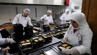 Sakarya Büyükşehir Belediyesi, Ramazan ayında yapacağı çalışmalarla ihtiyaç sahiplerine elini