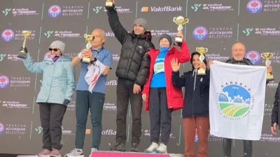 Sakarya Büyükşehir Belediyesi atletizm sporcuları Ali Turan ve İsa Yardımcı, Trabzon’da