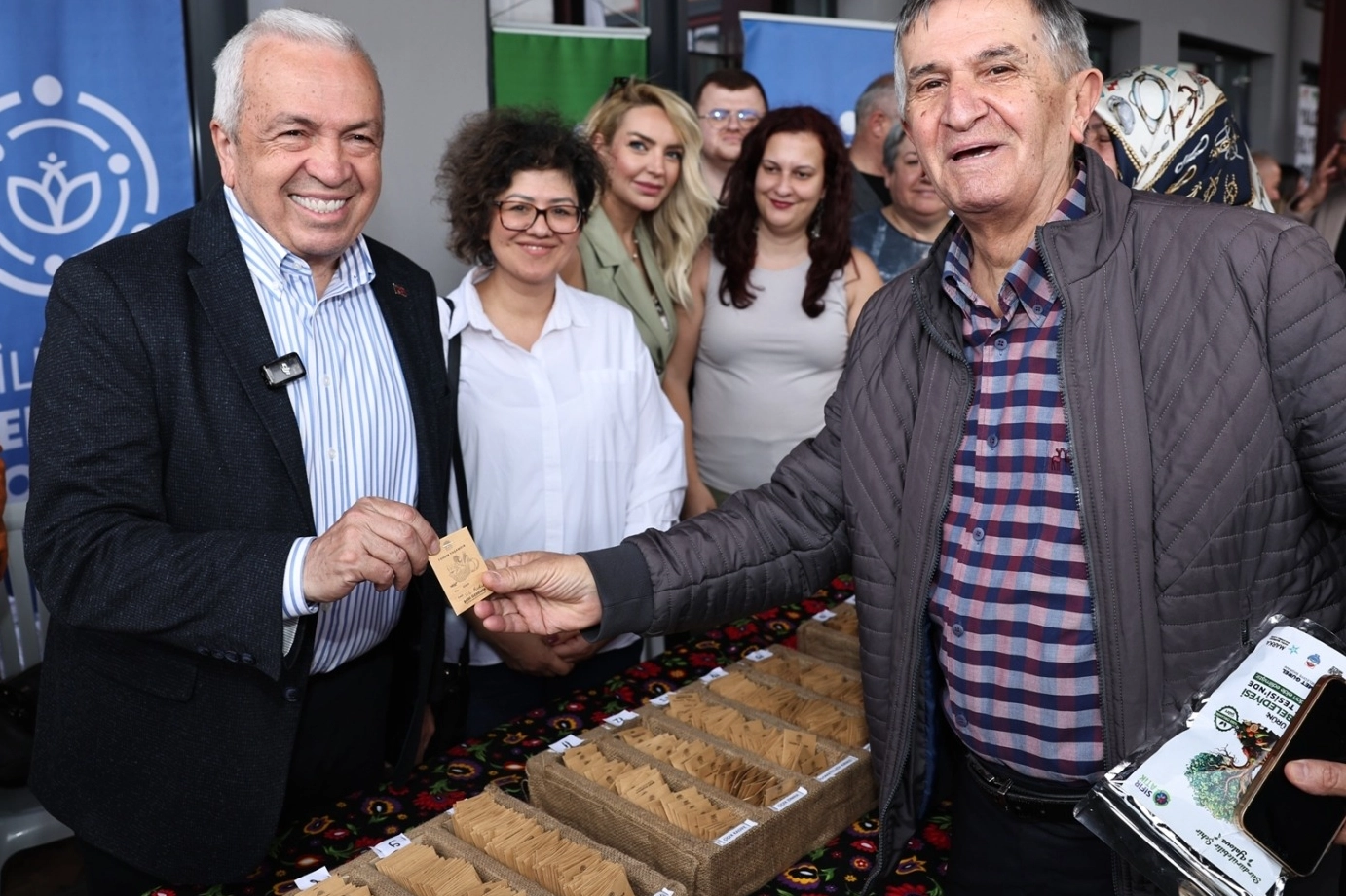 Bursa Nilüfer Belediyesi Halk Dansları Topluluğu’nun gösterisiyle başlayan etkinliğin açılışında