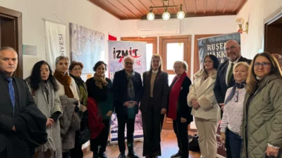 İzmit’in kültürel hafızasında iz bırakan, Türk Edebiyatı’nın değerli kalemlerinden Ruşen