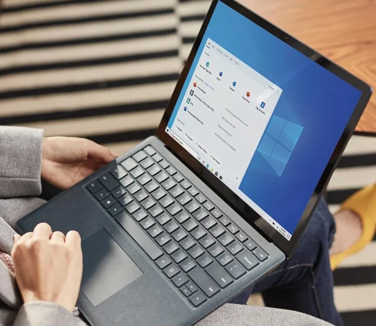 Windows 10, kullanıcılarına sunduğu birçok özellik ve performans artışı ile