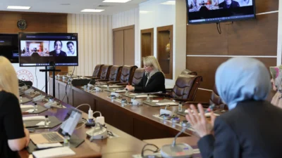 Aile ve Sosyal Hizmetler Bakanı Mahinur Özdemir Göktaş, sosyal medyadan