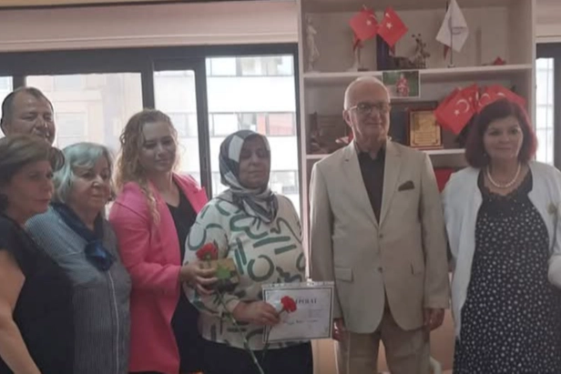 Ege Bölgesi Karadenizli Kadınlar Derneği, engelli çocuğunun yaşamını sürdürebilmesi ve