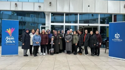 Kocaelili kadınlar, Büyükşehir’in düzenlediği “Sağlıklı Yaş Alma Programı ve Su