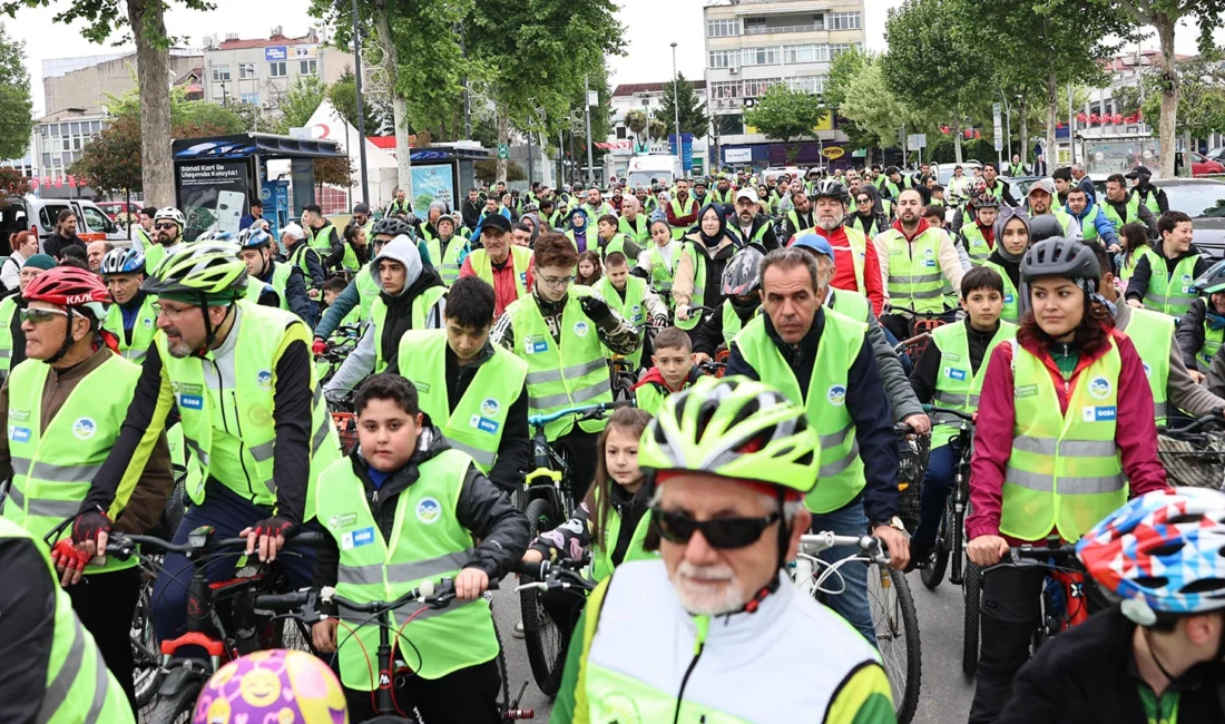 Sakarya Büyükşehir Belediye Başkanı Yusuf Alemdar, 11. Geleneksel Trafik Haftası