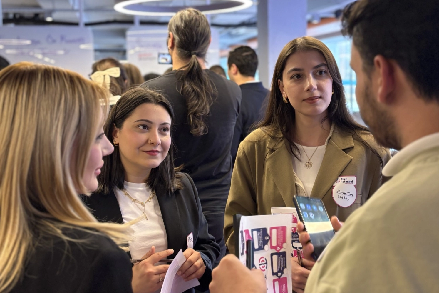 İstanbul Büyükşehir Belediyesi’nin girişimcilik programlarını yürüten Tech Istanbul’un, girişimcilere büyüme