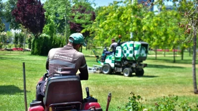 Bursa Büyükşehir Belediyesi, sorumluluk alanında bulunan park ve yeşil alanlarda