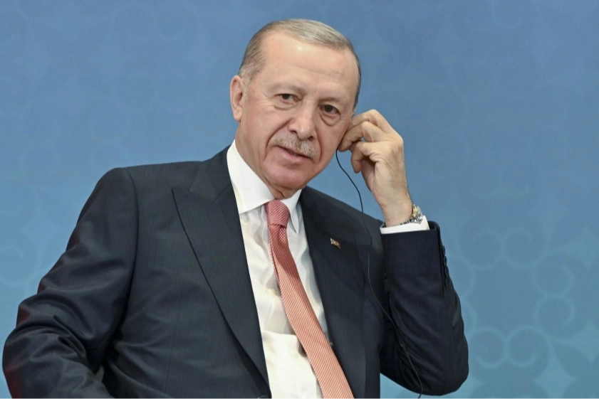 Cumhurbaşkanı Recep Tayyip Erdoğan, İran Cumhurbaşkanı Mesud Pezeşkiyan ve Umman