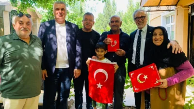 İzmit Belediyesi, Kartepe’de ikamet eden Kıbrıs Gazileri’ni ziyaret ederek milli