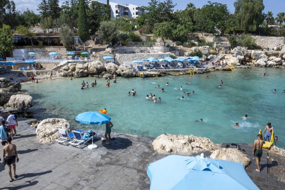 Akdeniz’in incisi Mersin, yaz mevsiminin gelişini tüm coşkusuyla karşılarken Mersin