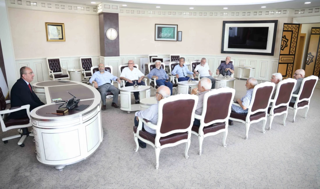 Meram Belediye Başkanı Mustafa Kavuş, vatandaşlarla kesintisiz iletişim ve istişare