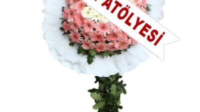 Ankara ucuz çelenk arayışında olanlar için pek çok seçenek mevcut.