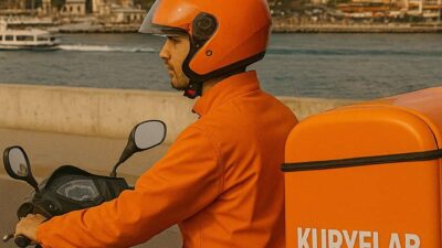 Kurye hizmeti, hızlı ve güvenilir teslimat seçenekleri sunarak hem bireyler