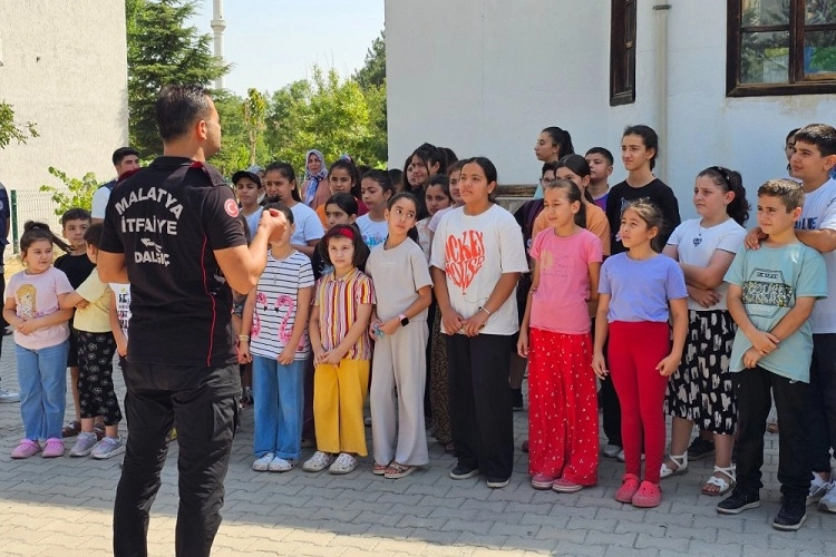 Malatya Büyükşehir Belediyesi, olası afet ve acil durumlara karşı bilinçli
