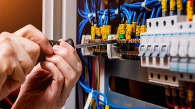 Elektrik sistemlerinin modern yaşamın kalbindeki yeri artık tartışılmaz. Hem konutlarda