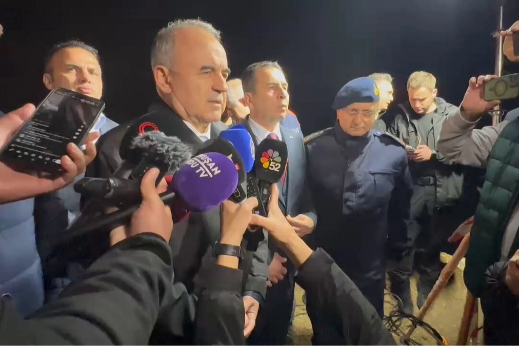 Ordu’nun Fatsa ilçesinde özel bir taş ocağında meydana gelen göçükte