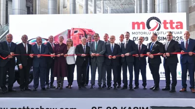MOTTA Motorlu Taşıtlar Fuarı, Fuar İzmir’de açıldı. İlk kez düzenlenen