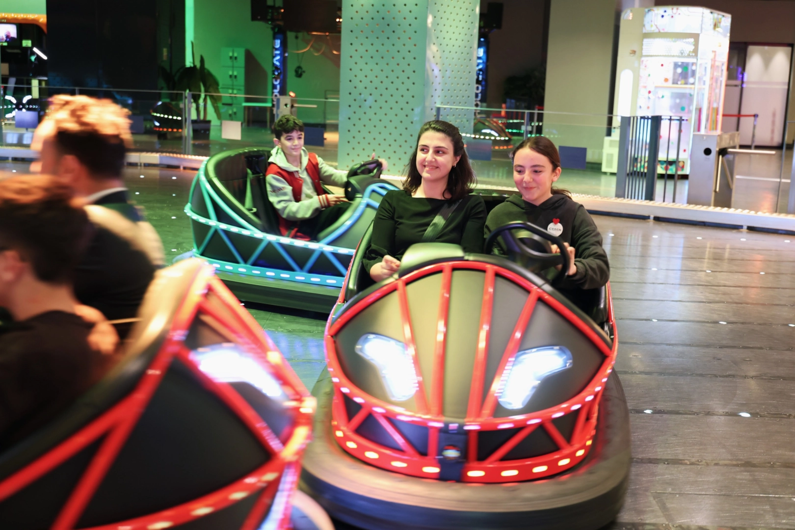 Osmangazi Belediyesi’nin “Dijiders’ Dijital Dershane hizmetinden faydalanan ve girdikleri deneme