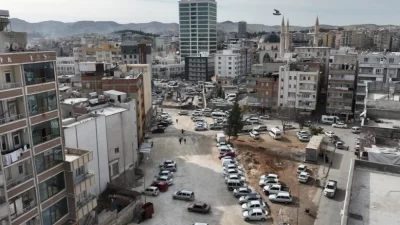 Şanlıurfa şehir merkezinde ulaşımın önemli noktalarından Şair Nabi ve Bamyasuyu