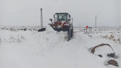 Son yılların en etkili kar yağışının yaşandığı Şanlıurfa’da, Büyükşehir Belediyesi